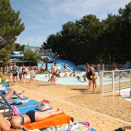 Mobilhome 756 Climatise Le Bois Dormant 4 Etoiles Campsite Saint-Jean-de-Monts